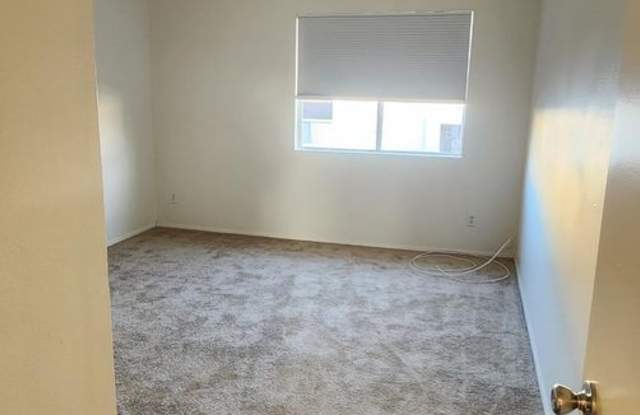 Kenwood Drive photos photos
