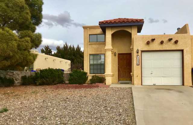Adorable Townhome available for rent in the Pines Subdivision photos photos
