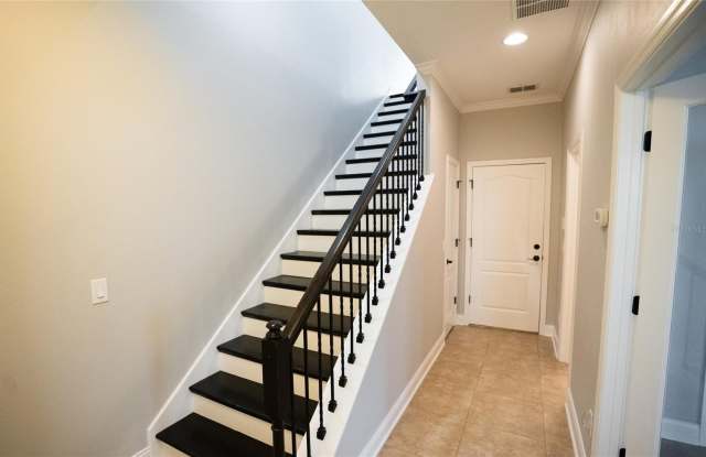 1859 BRITLYN ALLEY Gallery 4