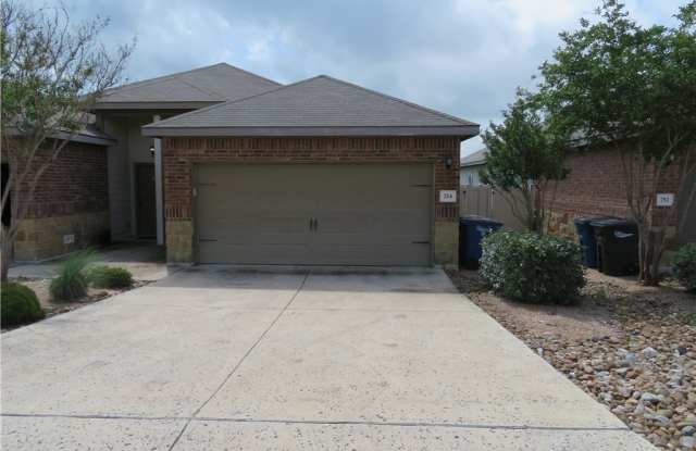 758 Saengerhalle Road photos photos