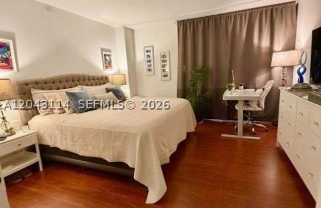 19667 Turnberry Way Gallery 4