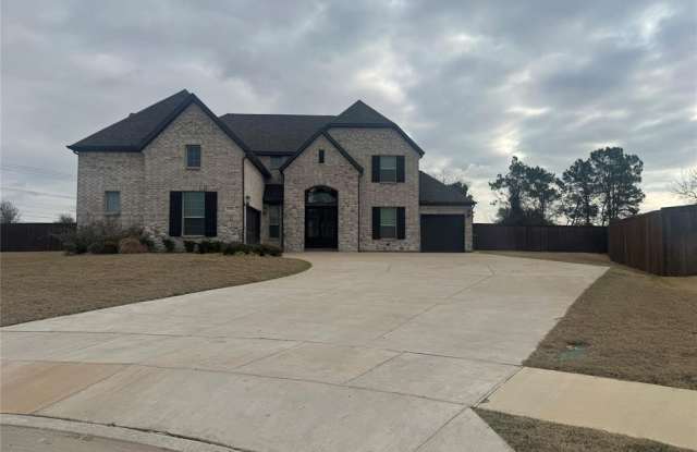 2030 Cattle Drive photos photos