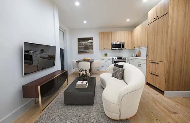 127 Riverside Dr Apt DHH4233 Gallery 1