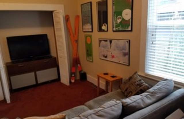 7209 Orchard Place South Gallery 4
