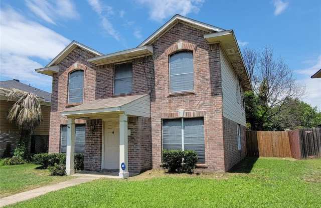 238 High Pointe Lane - 238 High Pointe Lane, Cedar Hill, TX 75104 238 High Pointe Lane - 238 High Pointe Lane, Cedar Hill, TX 75104