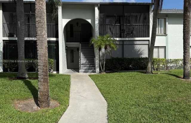 1014 Green Pine Blvd photos photos