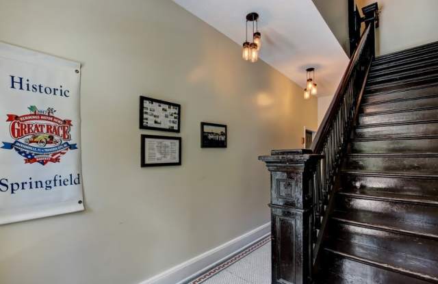 115 West 2nd Street - 3 Gallery 3
