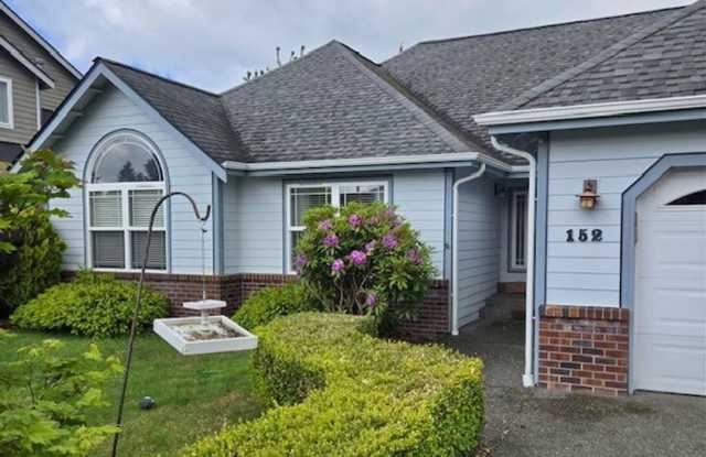 STATUS: AVAILABLE- |R157| $2500 photos photos