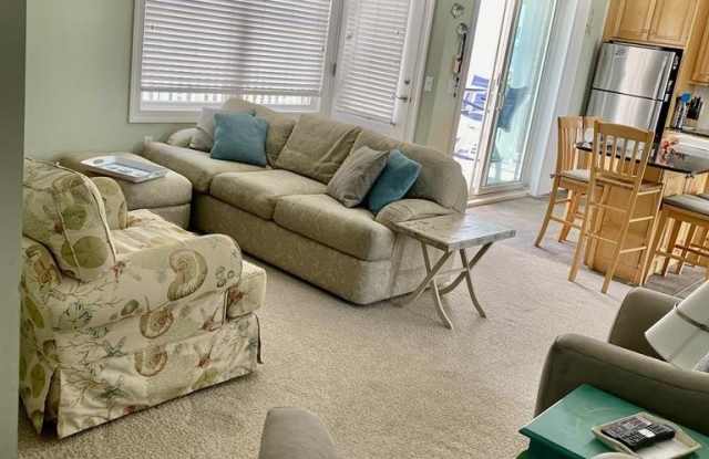 116 E SEA BREEZE Avenue Gallery 2