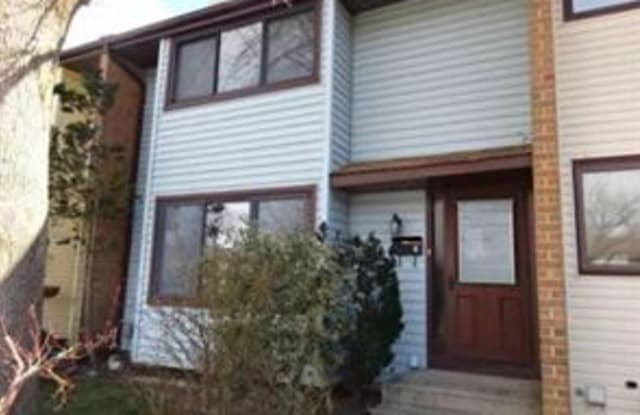 6 TWIN RIVERS DR N - 6 Twin Rivers Drive North, Twin Rivers, NJ 08520