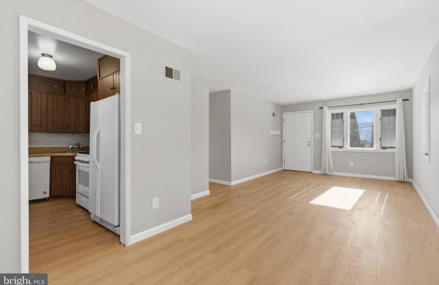 1813 OLMSTEAD Drive Gallery 2