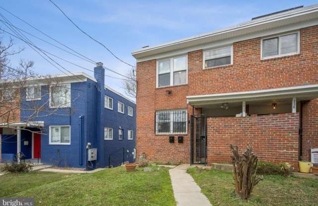 224 WEBSTER Street NE photos photos