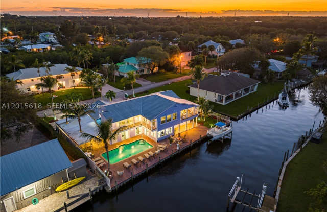474 Peninsula Dr Gallery 2