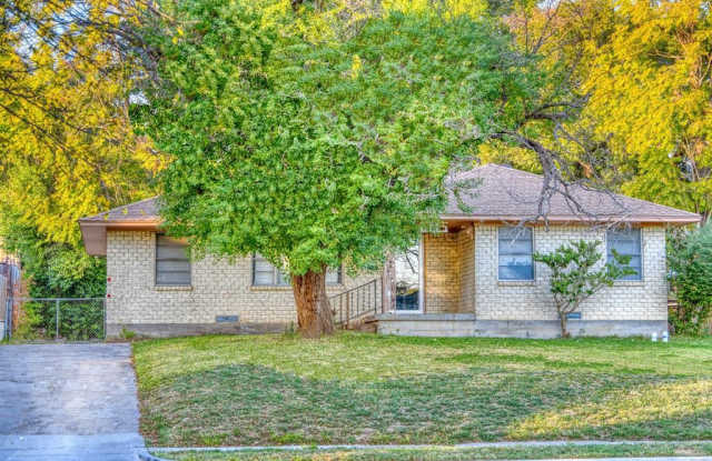 6115 Menger Avenue - 6115 Menger Avenue, Dallas, TX 75227