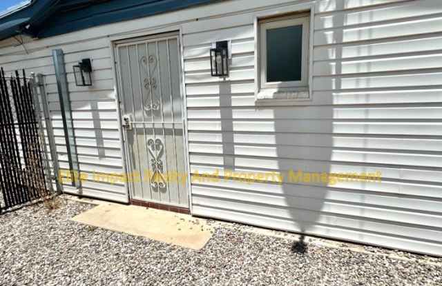 2637 North Wilson Avenue - B photos photos