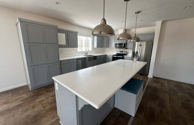 Like New 1 Story Home With Large Lot - 25763 North Tully Road, Dogtown, CA 95220