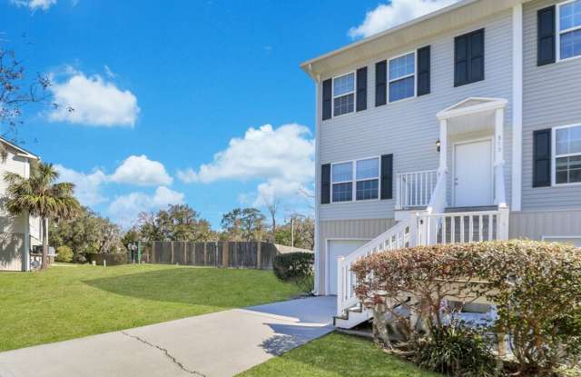 375 Laurel Oak Lane photos photos