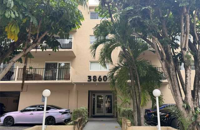 3860 NE 170th St photos photos