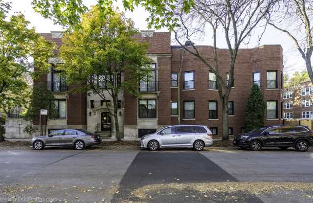 5000 S Woodlawn Avenue photos photos