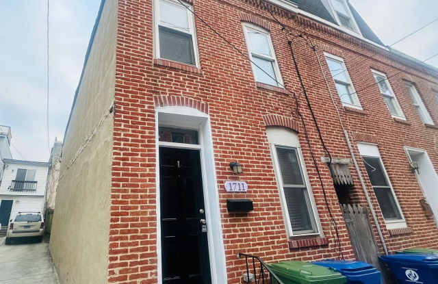 1711 MARSHALL Street photos photos