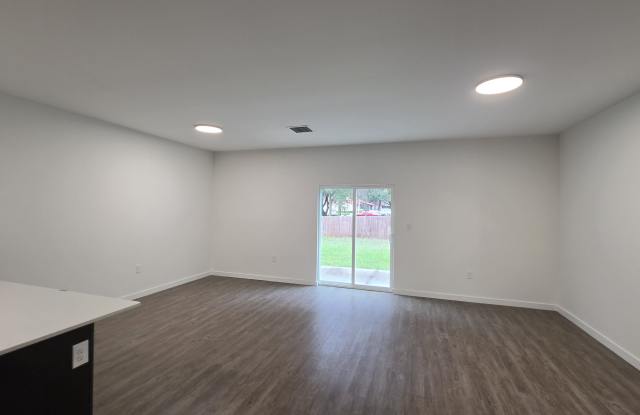 1589 Northwest 29 Road - 7#7 Gallery 3