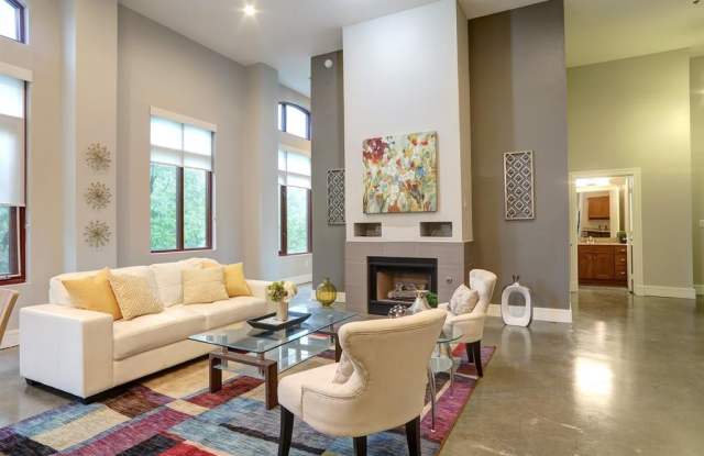 3699 McKinney Avenue Gallery 3
