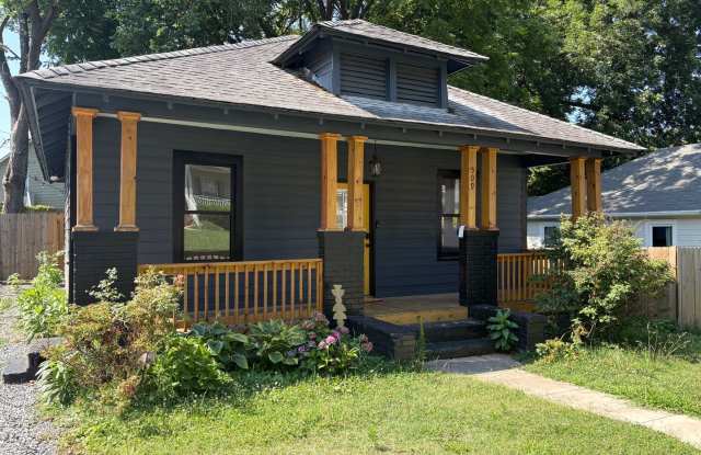 Charming 2 Bedroom Home Minutes from Uptown photos photos Charming 2 Bedroom Home Minutes from Uptown photos photos