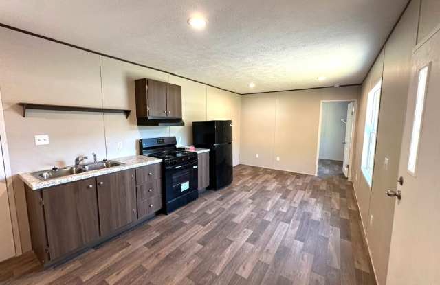 Brand new Efficiency 1 BR mobile home with large bonus room photos photos Brand new Efficiency 1 BR mobile home with large bonus room photos photos