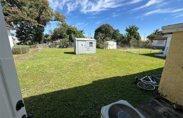 4101 SW 21st St - 4101 Southwest 21st Street, West Park, FL 33023