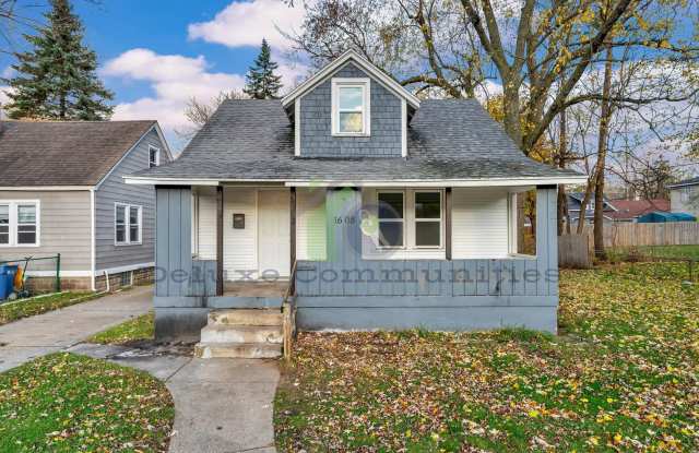 Fully Remodeled 3 bed 1 bath- Single Family Home!! JUST LISTED! photos photos