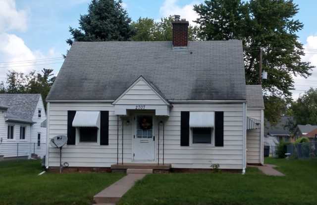 Great 3 Bedroom Home for Rent in Moline - 2707 13th Avenue, Moline, IL 61265