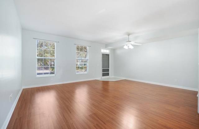 329 Legare Court photos photos