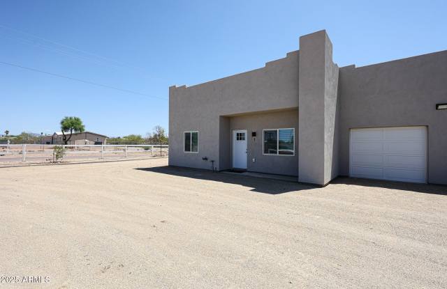 22337 W DOVE VALLEY Road photos photos