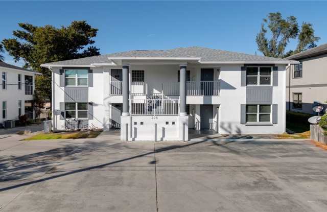 425 SW 47th Terrace unit: 8 photos photos 425 SW 47th Terrace unit: 8 photos photos