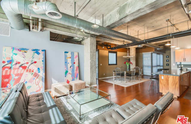 1100 AVE S GRAND - 1100 West Avenue S, Los Angeles County, CA 93551