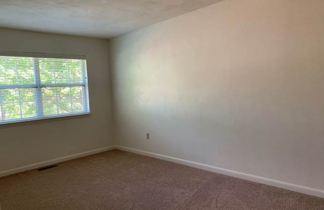 2 Bedroom 1.5 Bath Townhouse photos photos