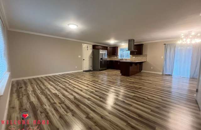 Remodeled rambler, no carpet, with HUGE fenced yard!! - 1631 Rockcress Drive Southeast, Thurston County, WA 98513