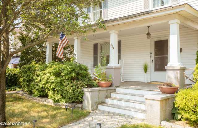 329 Richmond Avenue Gallery 2