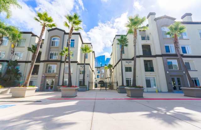 Beautiful 2/2 Condo in Coveted La Jolla UTC Community - New Carpet - Parking photos photos