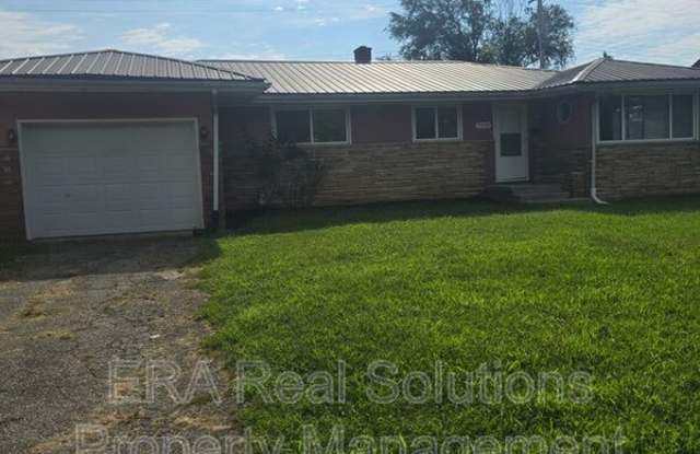1494 Selkirk Road Gallery 1