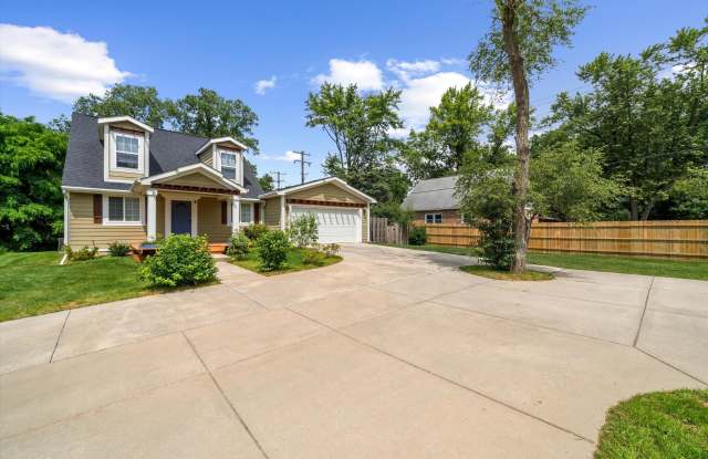 1 Maple Village Court photos photos