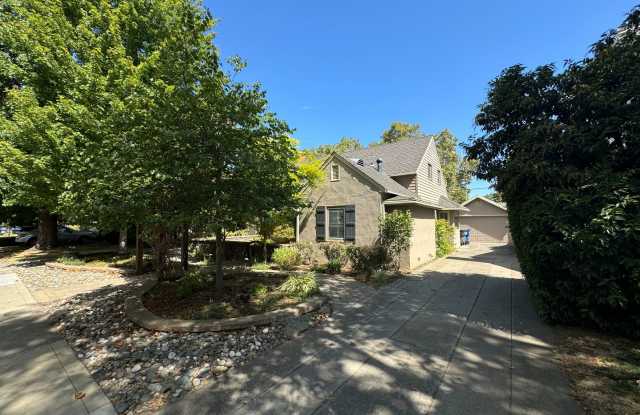 3 bedroom | 2 bathroom | Home in Land Park College Track - 1861 10th Avenue, Sacramento, CA 95818 3 bedroom | 2 bathroom | Home in Land Park College Track - 1861 10th Avenue, Sacramento, CA 95818