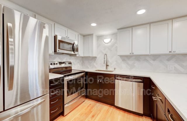 8418 Everett Way - 8418 Everett Way, Arvada, CO 80005