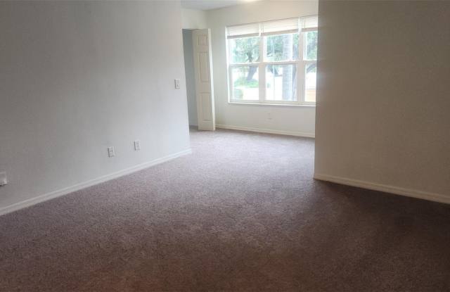 4540 COMMANDER Drive Gallery 2