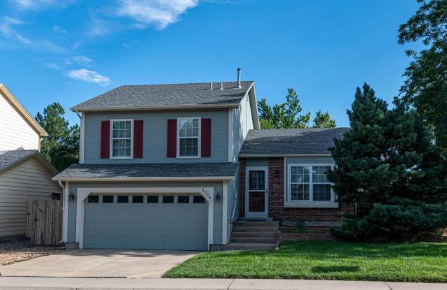 Wonderful 4-bed, 3-bath home adjacent to walking paths and parks photos photos