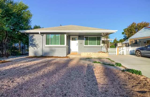 2 Bedroom duplex in Denver photos photos
