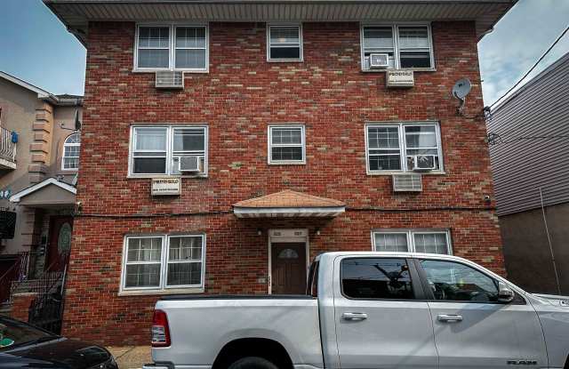 325-327 JOHN ST photos photos