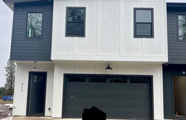 206 Bogey Lane - 1 - 206 Bogey Lane, Eagle Point, OR 97524