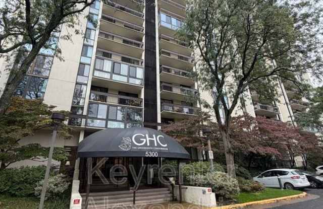 5300 Holmes Run Parkway Gallery 2