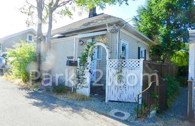 Tacoma Area 1 Bedroom Cottage - 3420 North 27th Street, Tacoma, WA 98407
